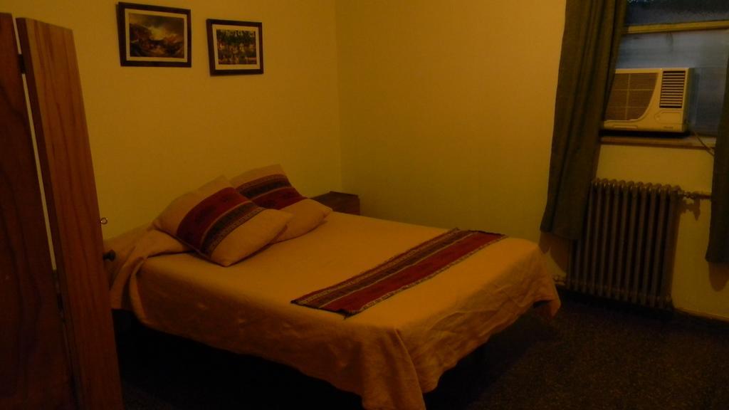 Punto Urbano Hostel Mendoza Room photo