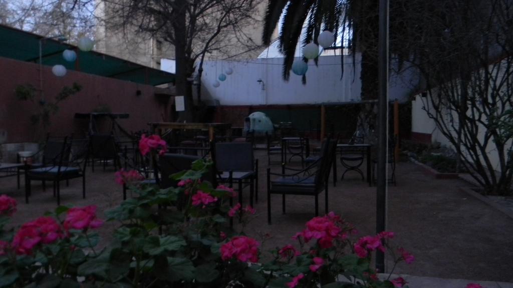 Punto Urbano Hostel Mendoza Exterior photo