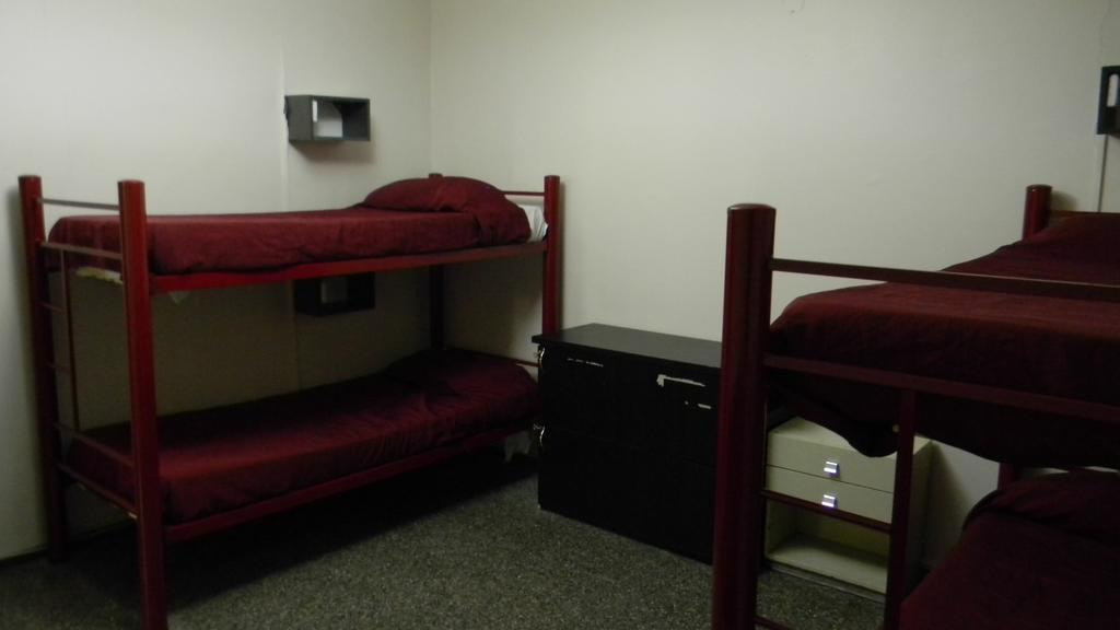 Punto Urbano Hostel Mendoza Room photo