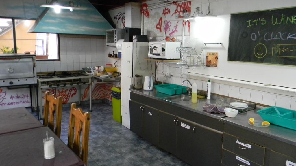 Punto Urbano Hostel Mendoza Exterior photo