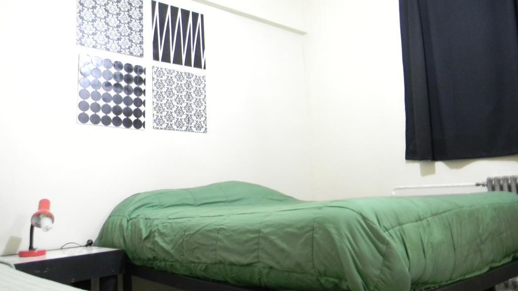 Punto Urbano Hostel Mendoza Room photo